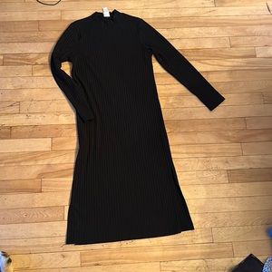 Long black ribbed dress from H&M